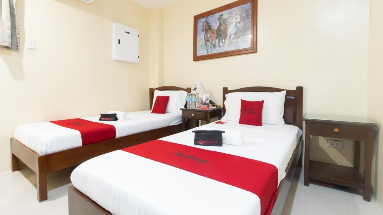 ดิโน เรสซิเดนซ์ Hotel Dumaguete City ภายนอก รูปภาพ