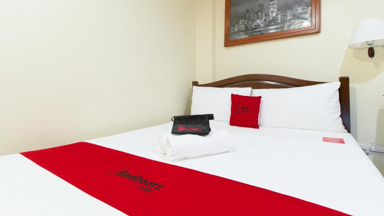 ดิโน เรสซิเดนซ์ Hotel Dumaguete City ภายนอก รูปภาพ