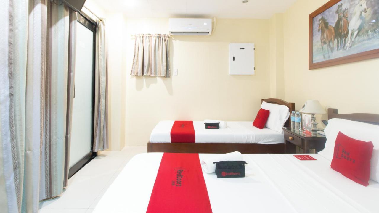ดิโน เรสซิเดนซ์ Hotel Dumaguete City ภายนอก รูปภาพ